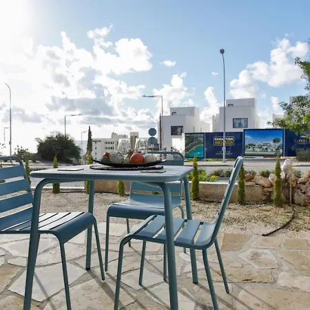 Eden-perfect Location, Sea View, Stylish Paphos