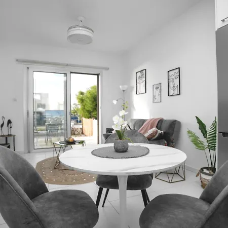 Eden-perfect Location, Sea View, Stylish Apartamento *