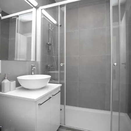 Eden-perfect Location, Sea View, Stylish Apartamento